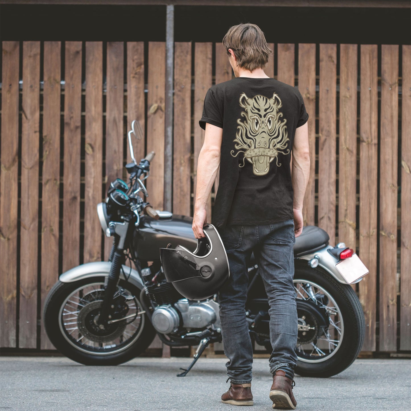 No 013b wierd skull collection. The Tiger Duck t-shirt with the design in the back.